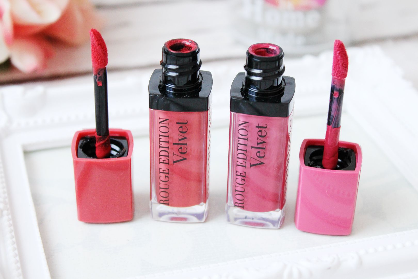 Bourjois-Rouge-Edition-Velvet-Lipstick-Lip-Lacquers-So-Hap'pink-Peach-Club-Applicator-Belle-Amie-UK-Beauty-Fashion-Lifestyle-Blog
