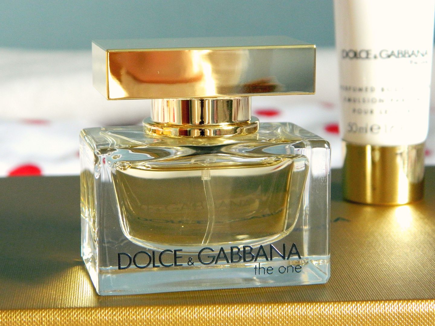 Christmas Gift Guide For Her Fragrance Sets Dolce And Gabbana The One Perfume Body LotionSet Belle-amie UK Beauty Fashion Lifestyle Blog