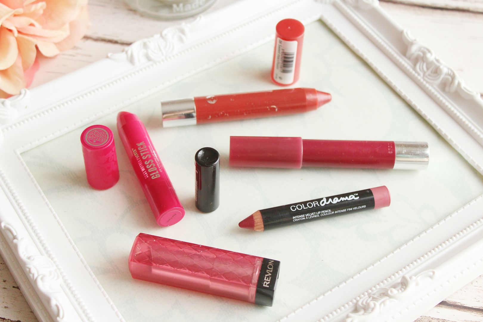 Current-Favourite-Daytime-Red-Pink-Lipsticks-Belle-Amie-UK-Beauty-Fashion-Lifestyle-Blog