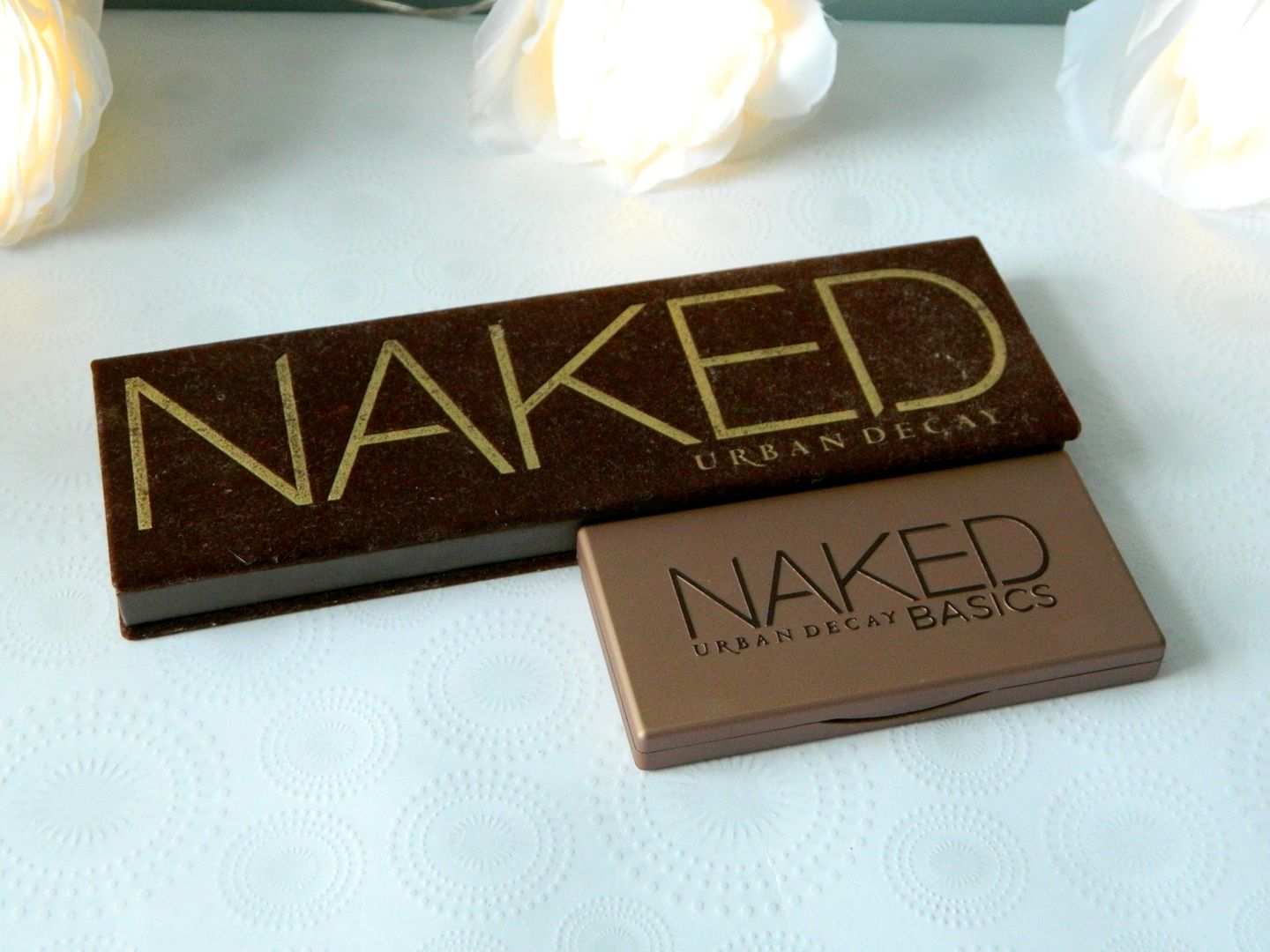 Urban Decay Naked Basics Palette Naked original Size Comparison Review Belle-amie