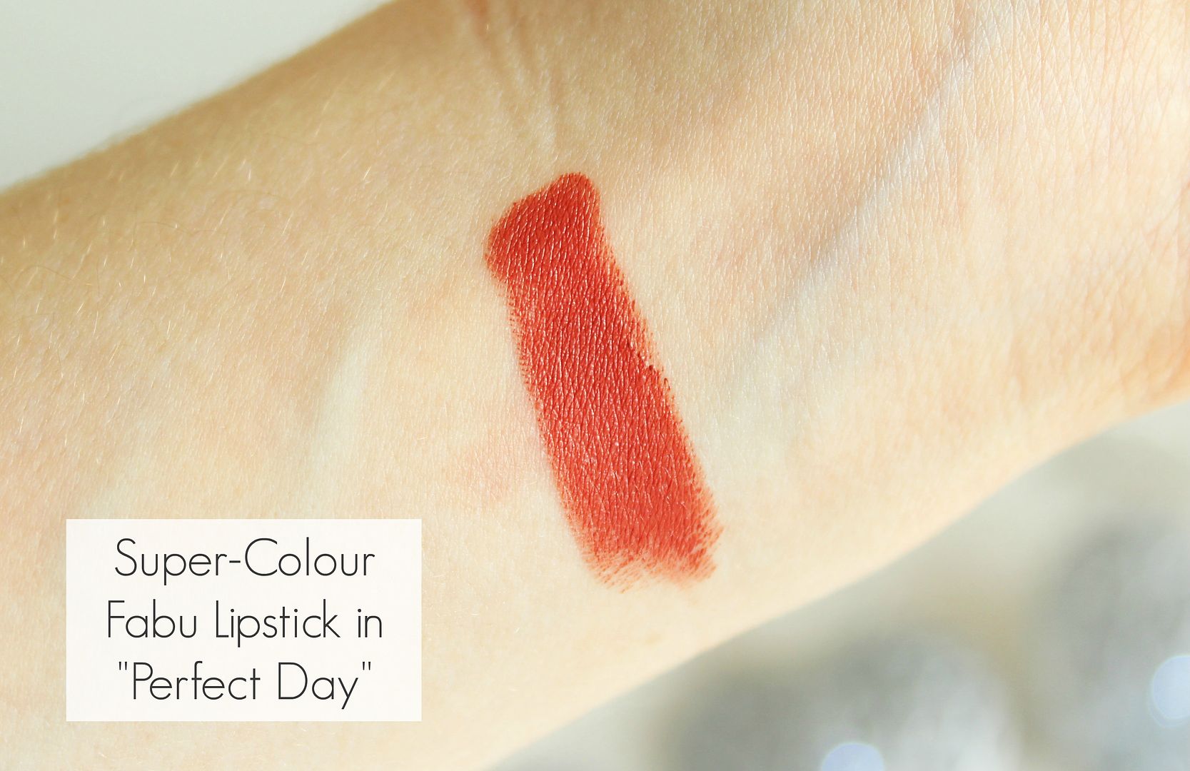 Every-Day-Red-Lip-Soap-And-Glory-Super-Colour-Fabu-Lipstick-Perfect-Day-Review-Swatch-On-Skin-Belle-Amie-UK-Beauty-Fashion-Lifestyle-Blog