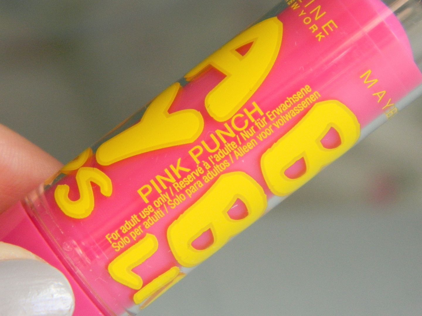 Maybelline baby Lips Pink Punch Review Close Up Belle-amie UK Beauty Fashion Lifestyle Blog