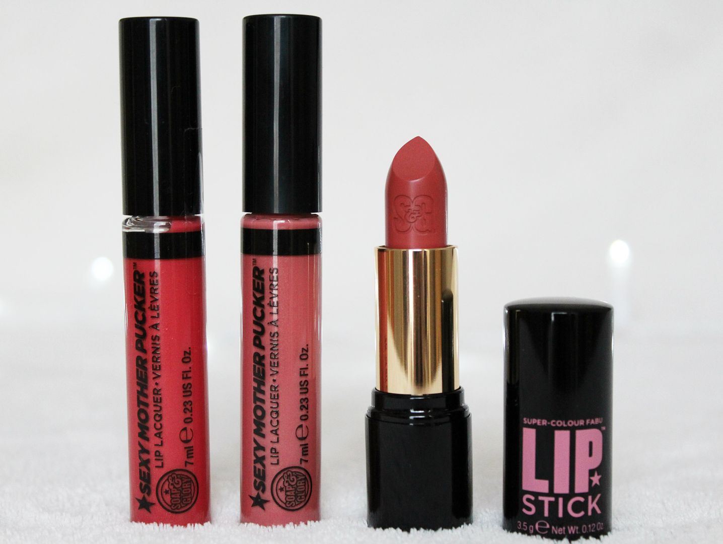 Soap And Glory Beauty Haul Winter 2015 Sexy Mother Pucker Lip Lacquer In Whatchama-Coral Charm Offensive Super Colour Fabu Lipstick In Perfect Day Belle-Amie UK Beauty Fashion Lifestyle Blog