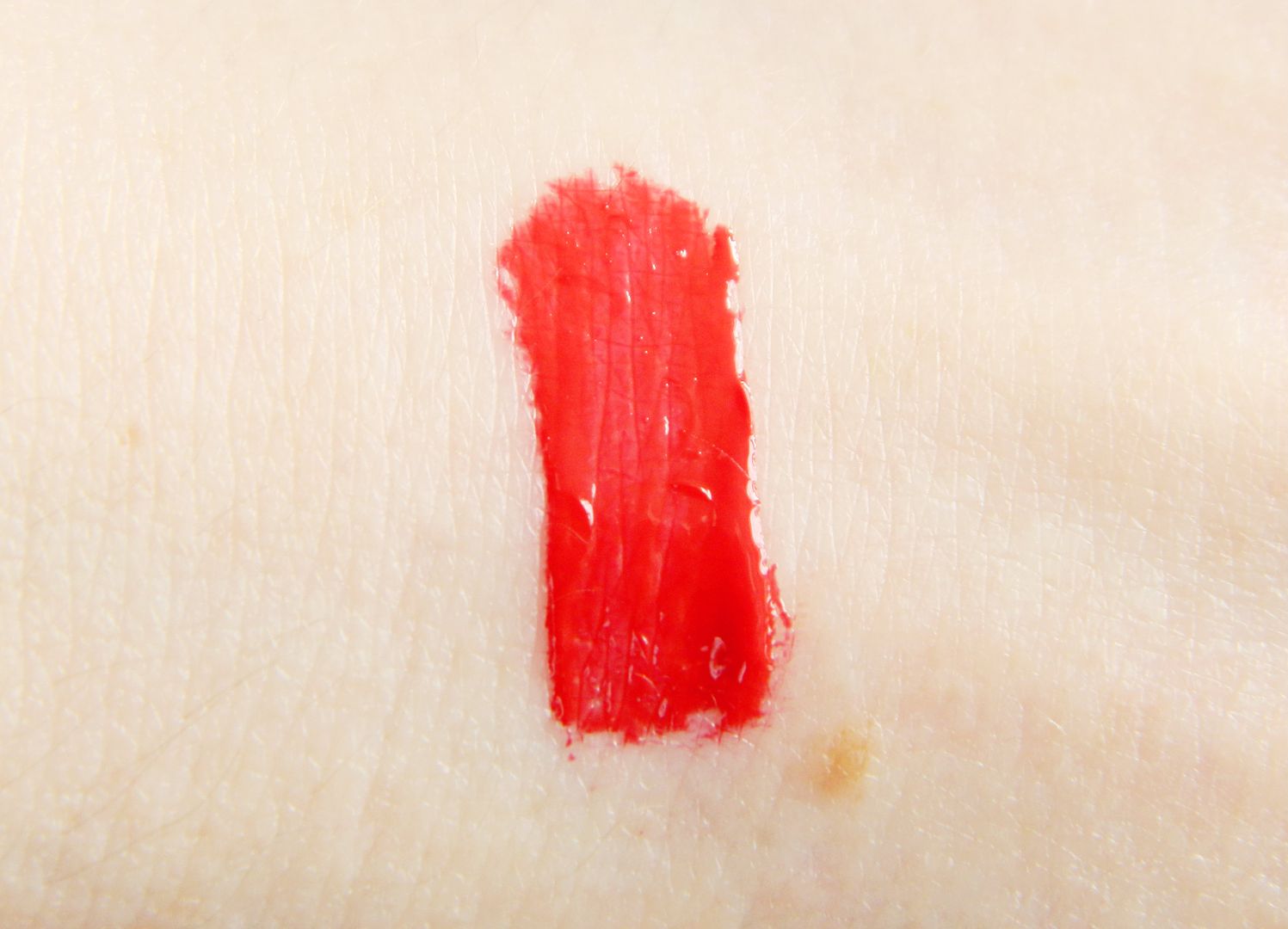 Soap & Glory Sexy Mother Pucker Lip Shine Lacquer In Riot Review Swatch On Skin Belle-amie UK Beauty Fashion Lifestyle Blog