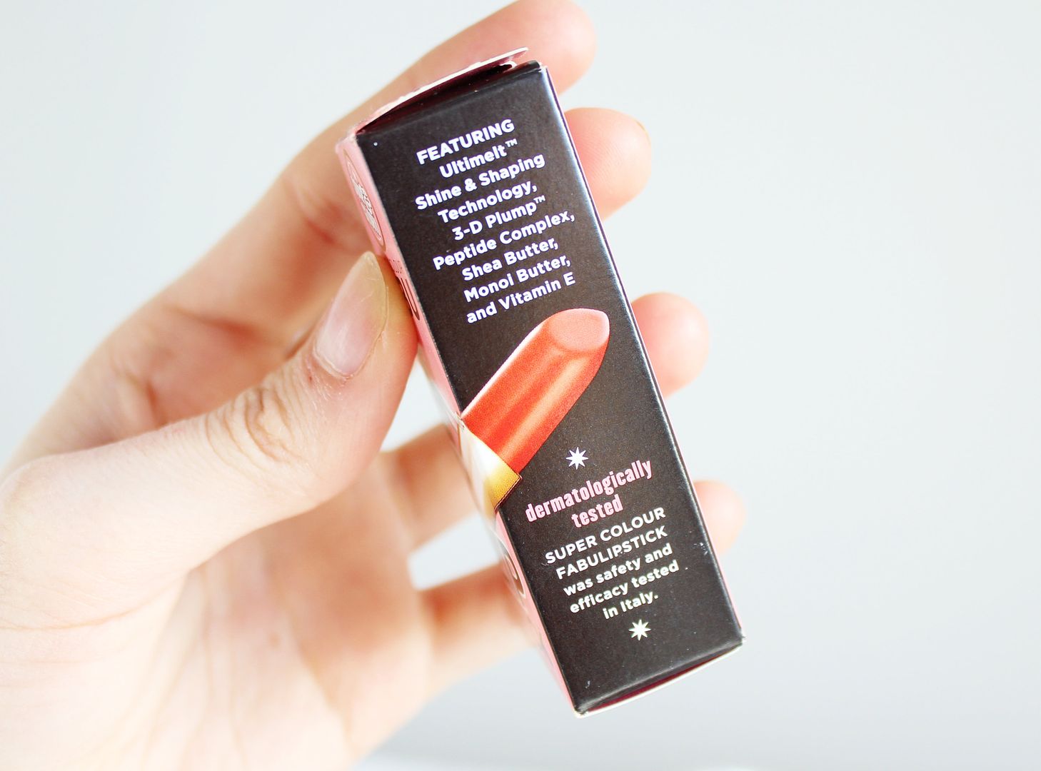 Every-Day-Red-Lip-Soap-And-Glory-Super-Colour-Fabu-Lipstick-Perfect-Day-Review-Box-Packaging-Belle-Amie-UK-Beauty-Fashion-Lifestyle-Blog