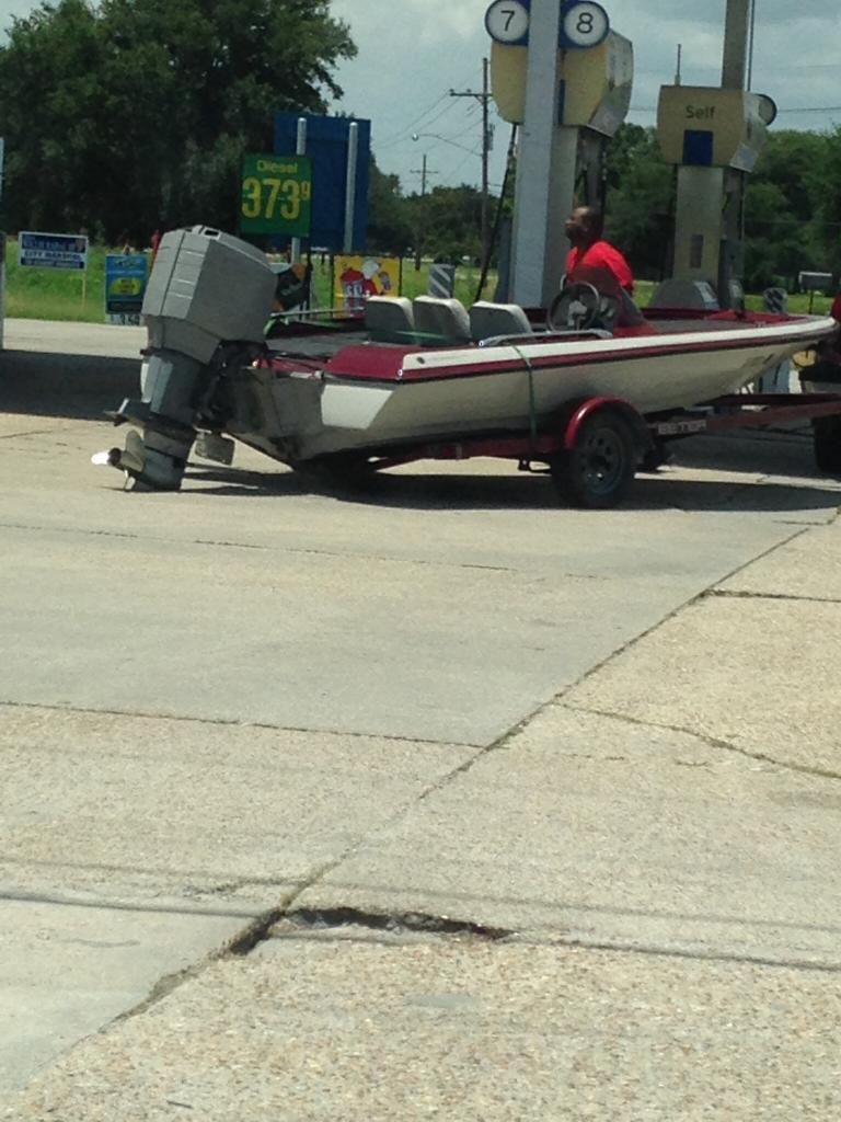 Boat Trailer Fail | TigerDroppings.com